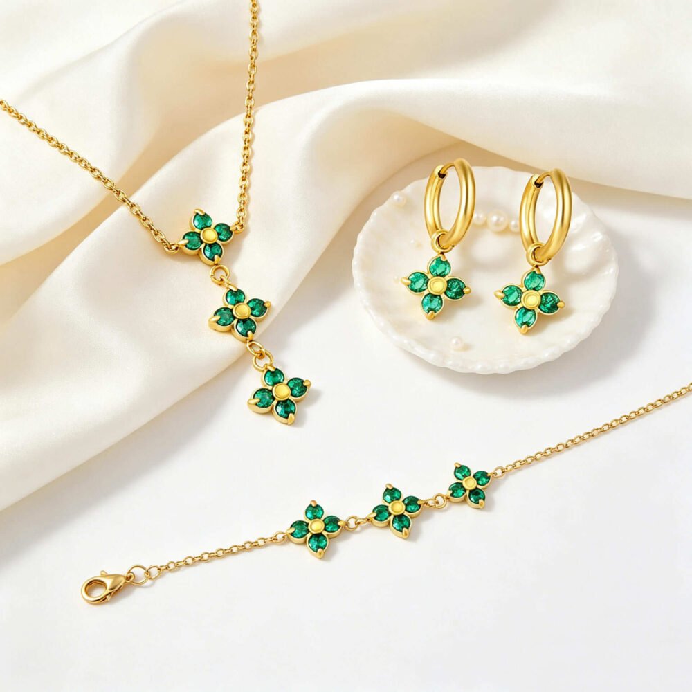 Kleeblatt Schmuckset mit smaragdgrünem Zirkonia – Halskette, Ohrringe & Armband aus Edelstahl