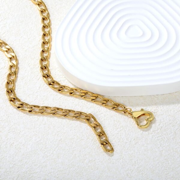 Figaro Kette aus Edelstahl mit Herzverschluss – Unisex Halskette in Gold oder Silber