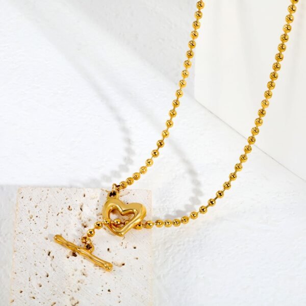 Wasserfeste Herz Halskette Damen aus Edelstahl – Goldene Minimalistische Kette mit OT-Verschluss, 18K Gold Look