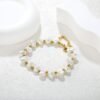 Wasserfestes Barock Perlen Schmuckset Damen – Goldene Perlen Halskette & Armband mit OT-Verschluss